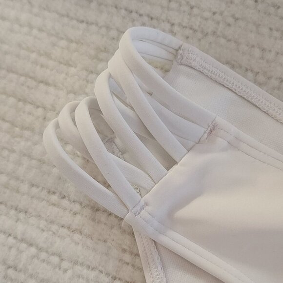 Hollister Women's White Bikini Bottoms‎ Medium Strappy Sides - Picture 7 of 7